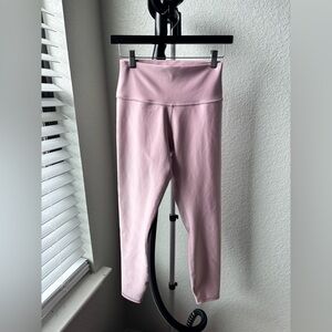 ALO Yoga 7/8 Airlift baby pink leggings